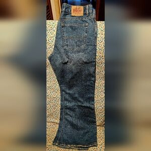 Mossimo Supply Co. Blue jeans 32/30 Bootcut.